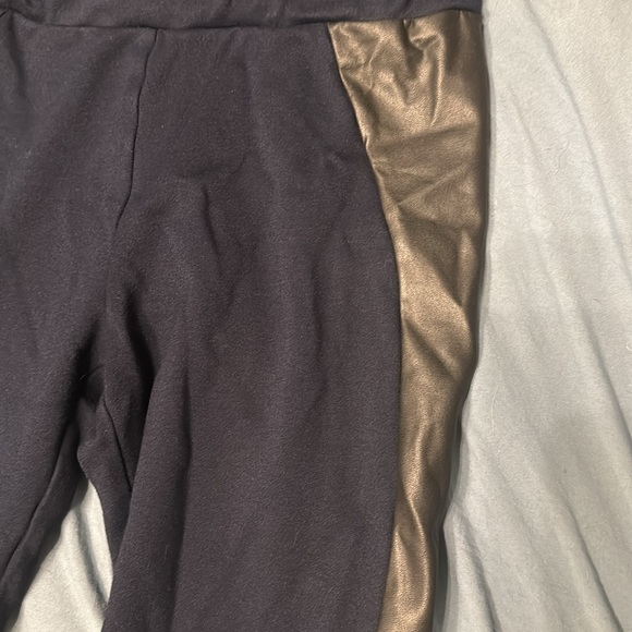 Leather trim leggings - Picture 2 of 5